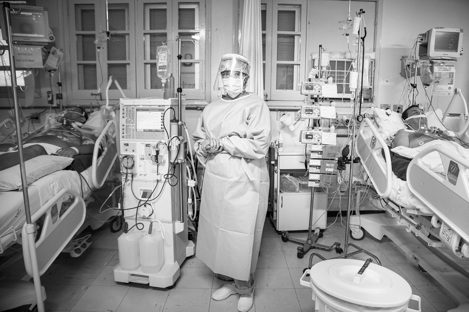 [:pt]André François: confira o álbum com fotografias marcantes da pandemia[:]